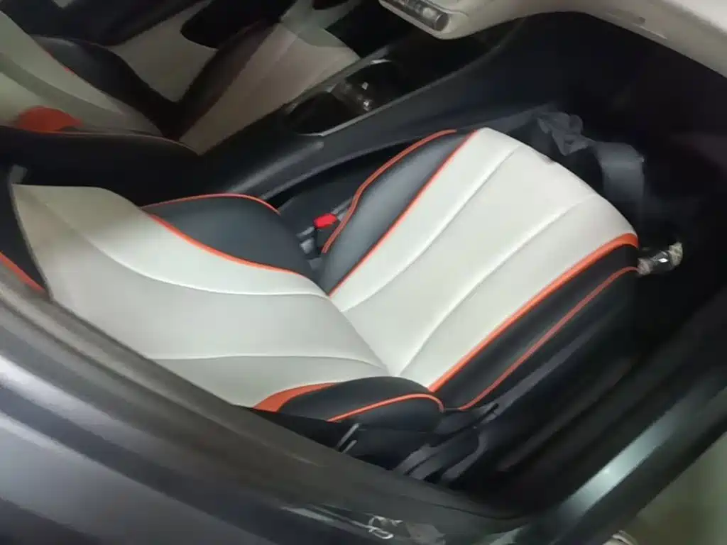 BYD Dolphin 2022 2021 Model 405km Fashion Edition
