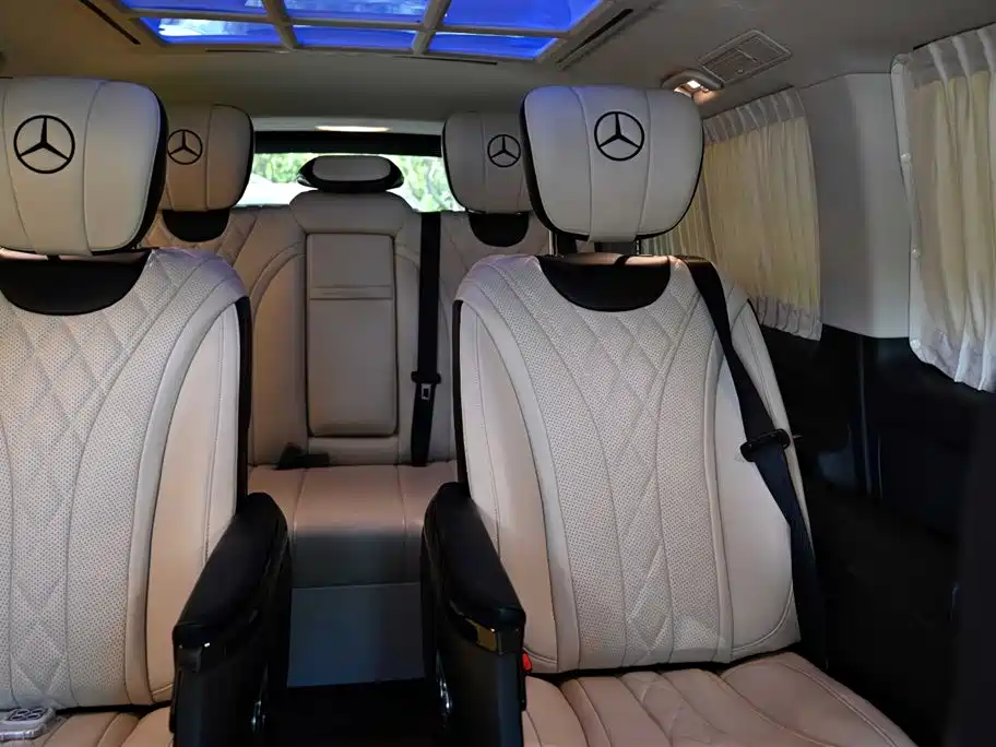 Mercedes-Benz Vito 2021 2.0T Elite 7-Seater фото 11