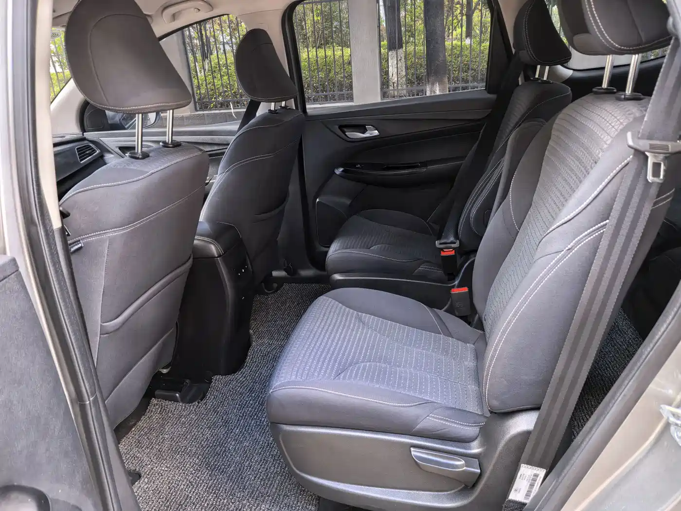 Baojun 730 2020 2019 1.5L Manual Fashion Edition 7-Seater China VI