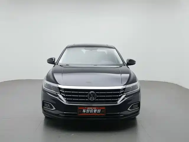 Volkswagen Passat 2019 330TSI Luxury Edition China VI — фото 3
