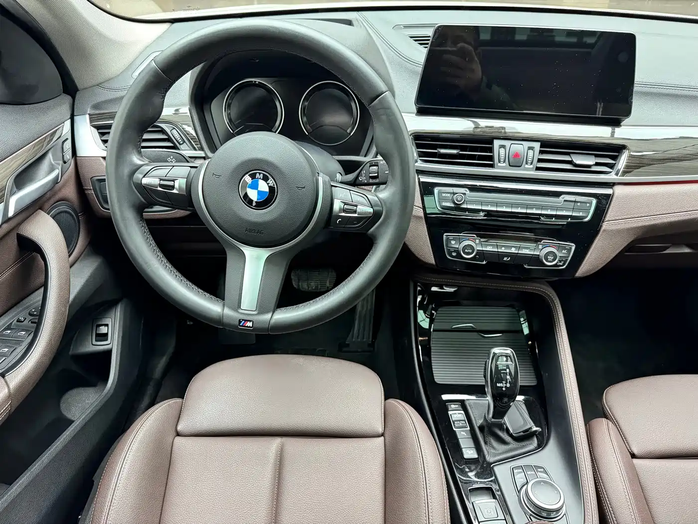 BMW X1 2020 xDrive25Li Premium Edition фото 7