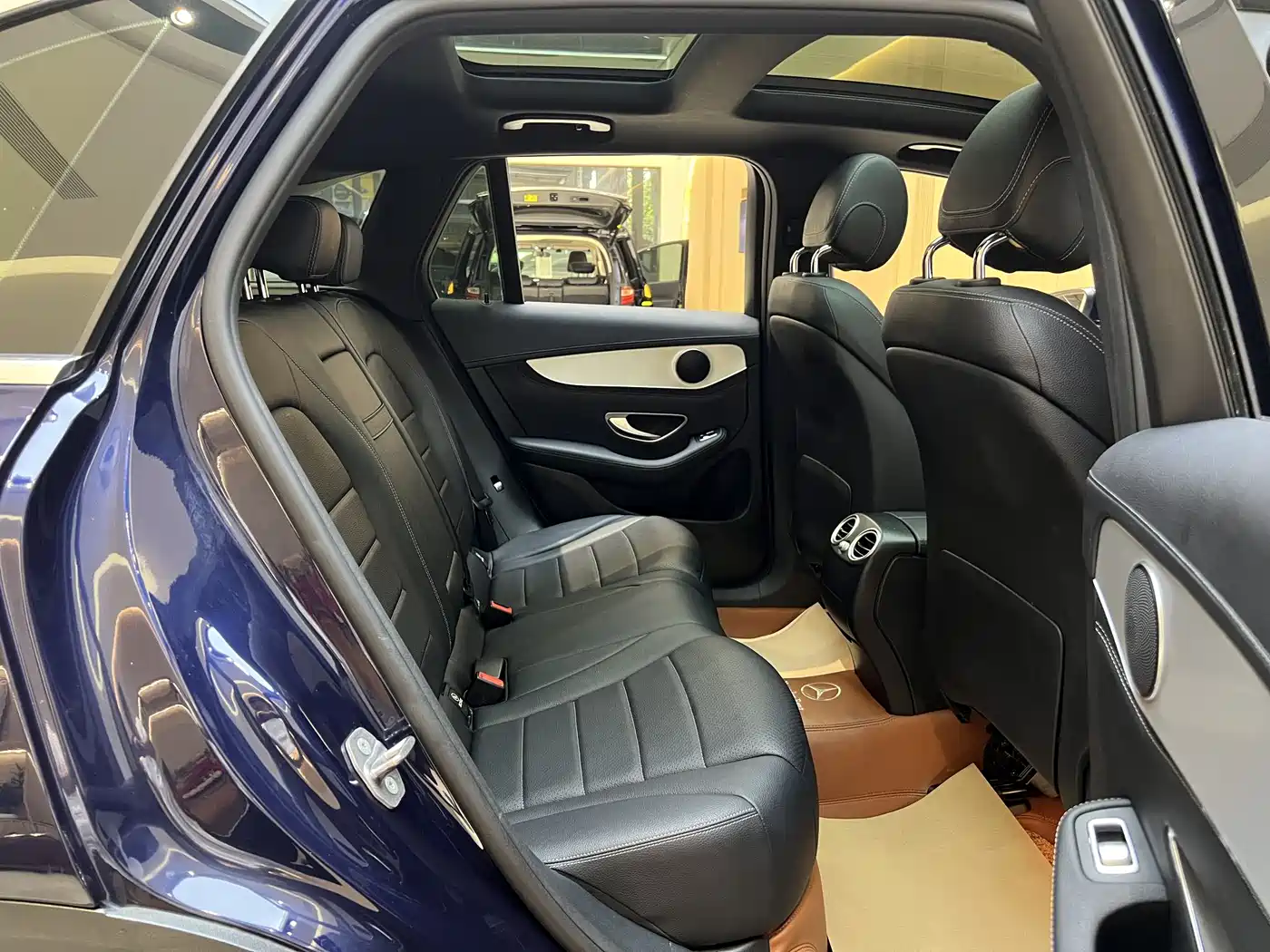 Mercedes-Benz GLC 2016 GLC 200 4MATIC фото 9