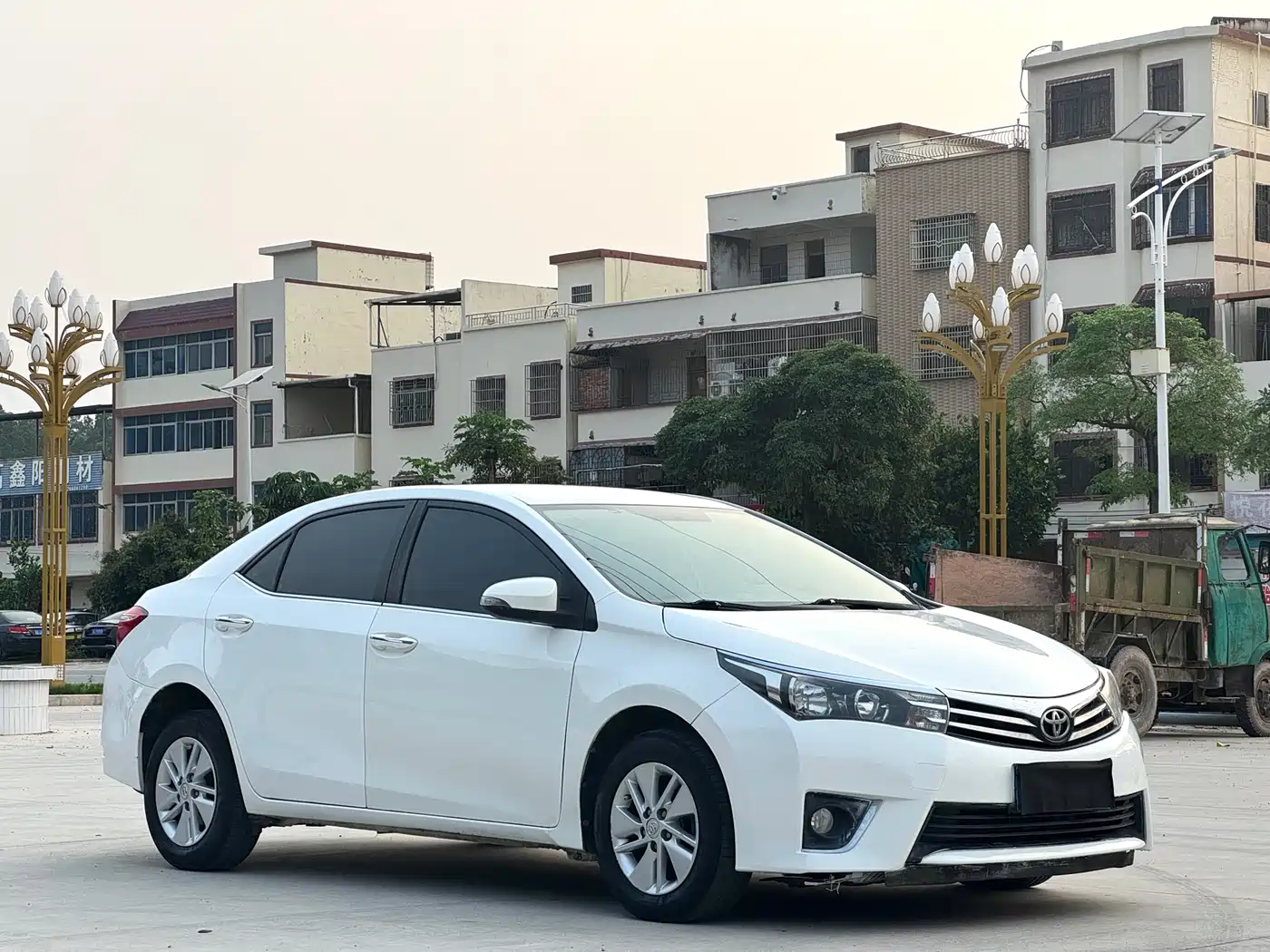 Toyota Corolla 2014 1.6L CVT GL фото 3