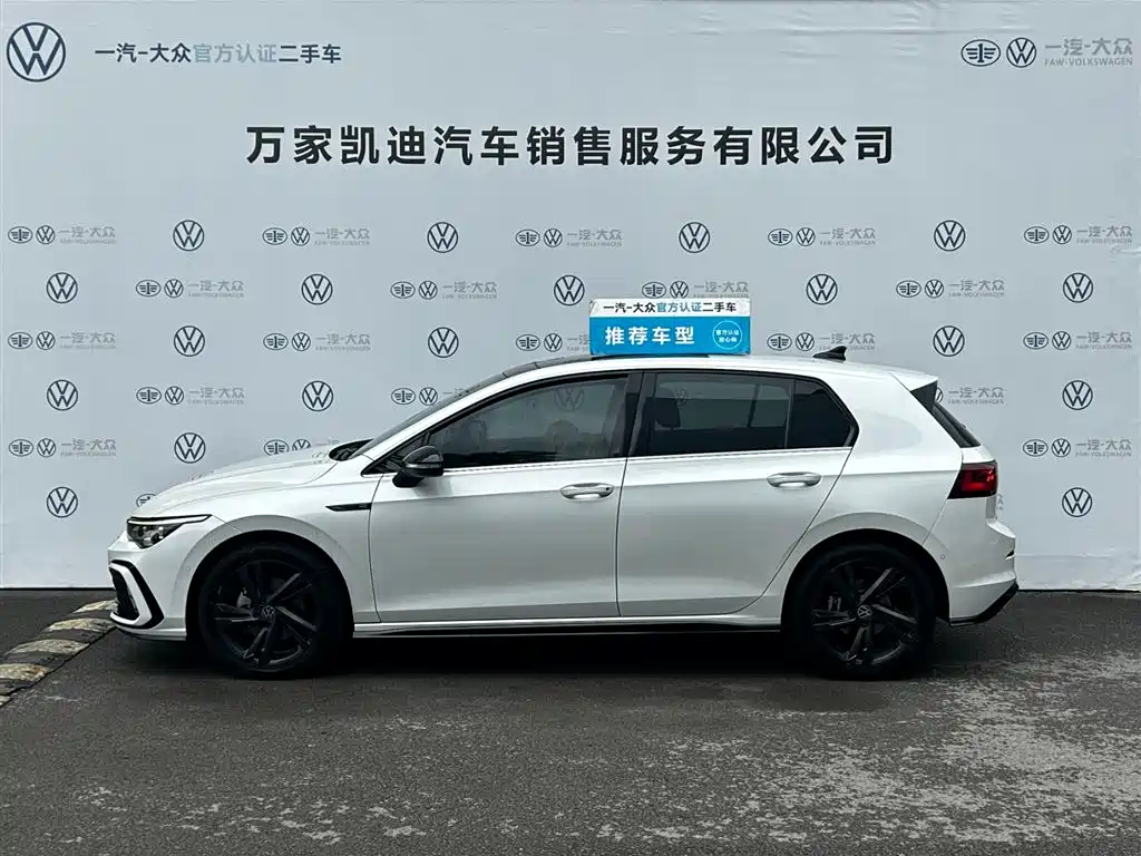 Volkswagen Golf 2023 280TSI DSG R-Line Lite фото 3