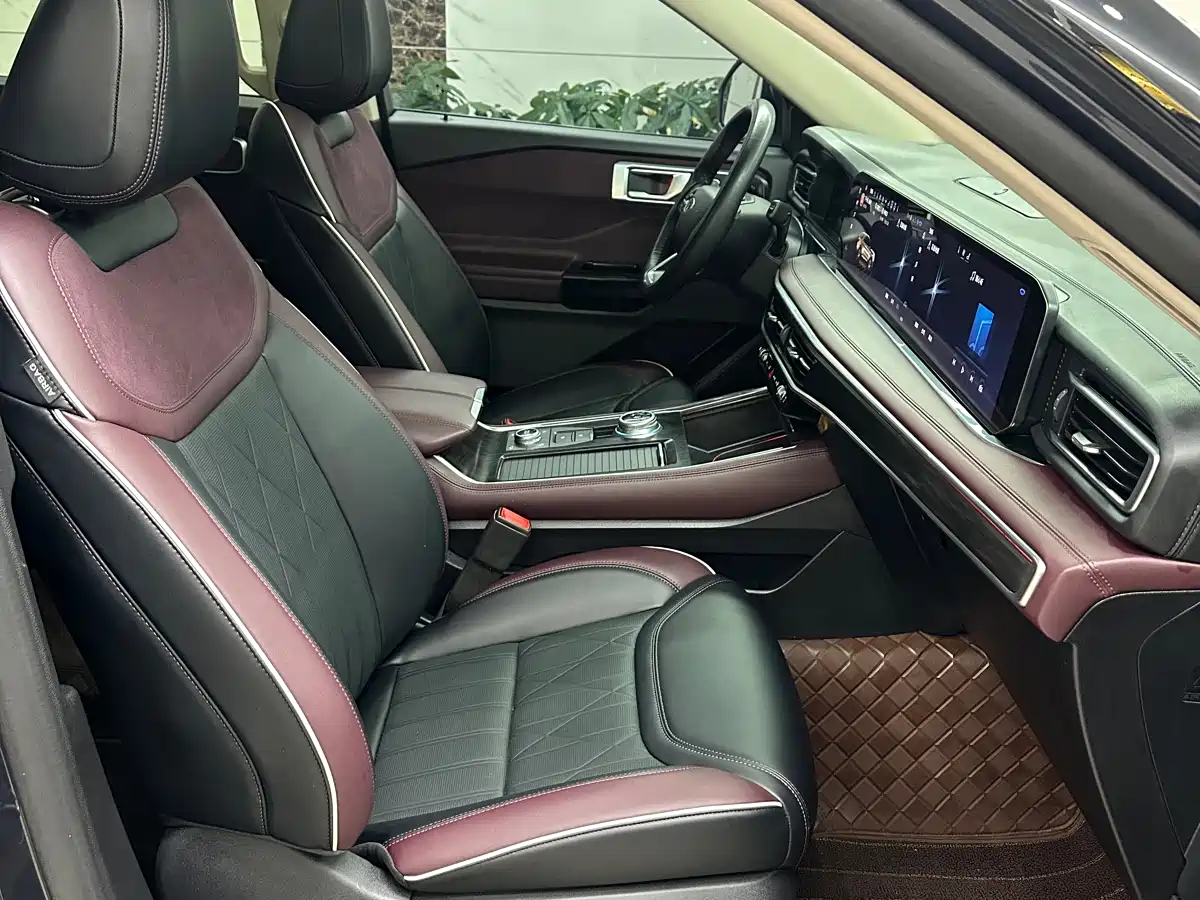 FORD EXPLORER