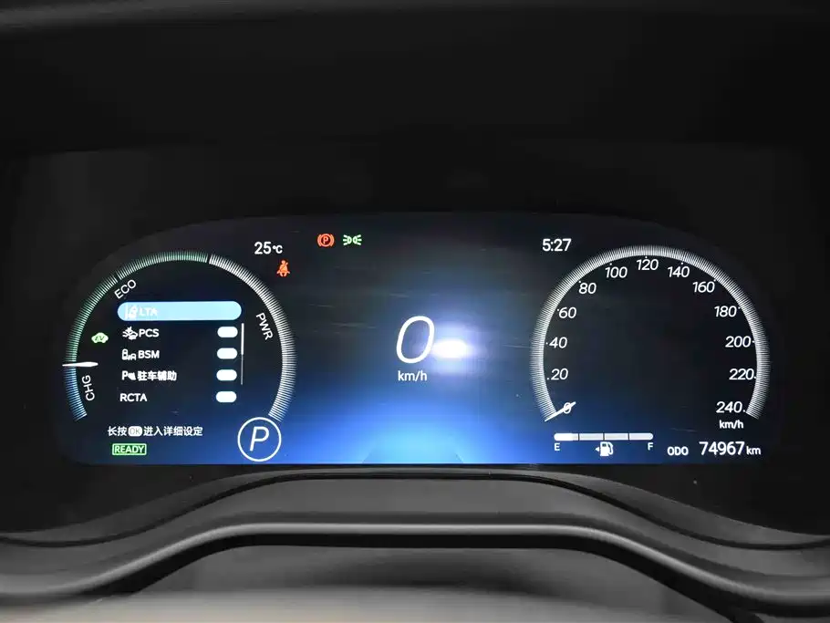 Toyota Sienna 2021 2.5L Hybrid Platinum Edition фото 15