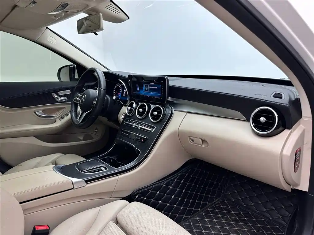 Mercedes-Benz C-Class 2019 Facelift C 260 L Sport фото 11