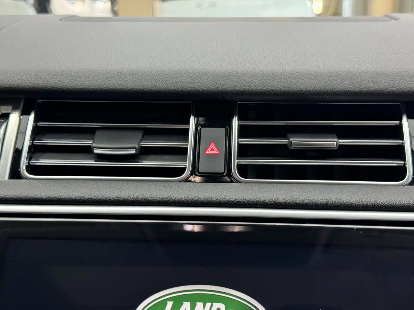 Land Rover Range Rover 2018 3.0 SC V6 Golden Age Edition фото 15
