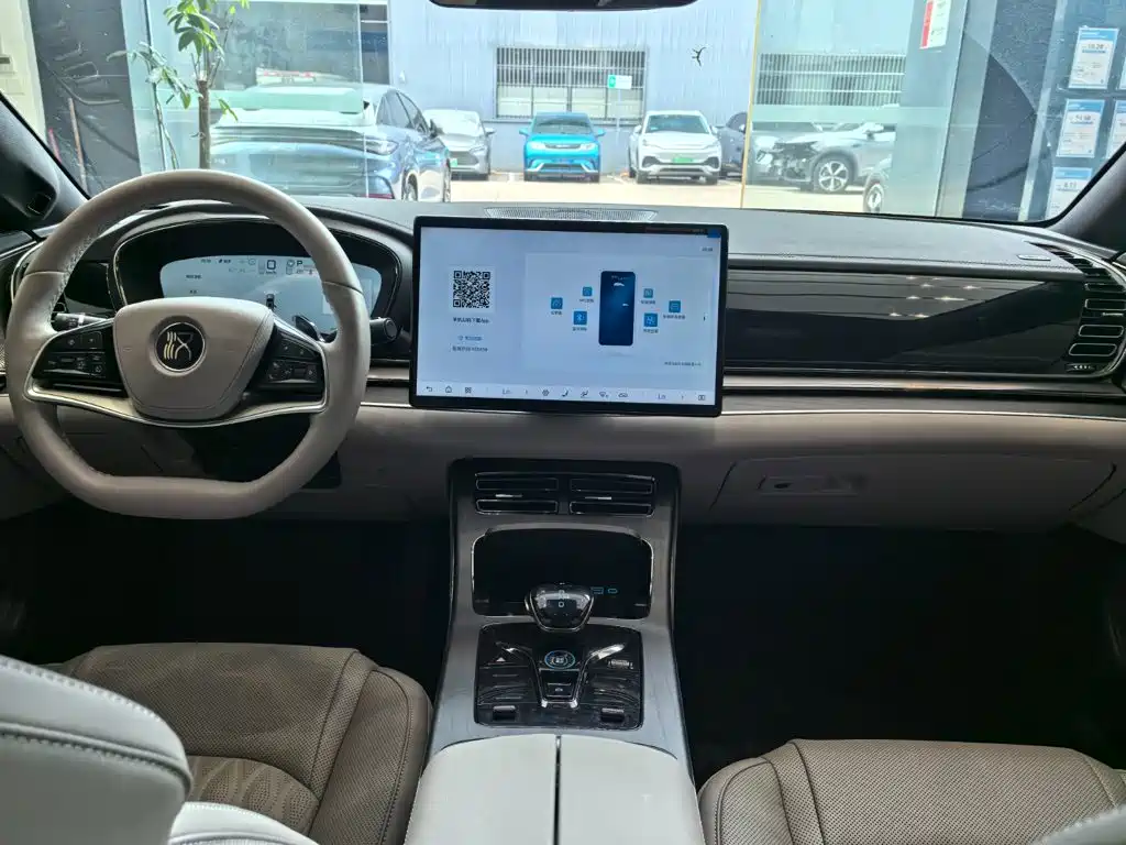 BYD Han 2025 2025 DM-i Smart Driving Edition 125KM LiDAR Flagship