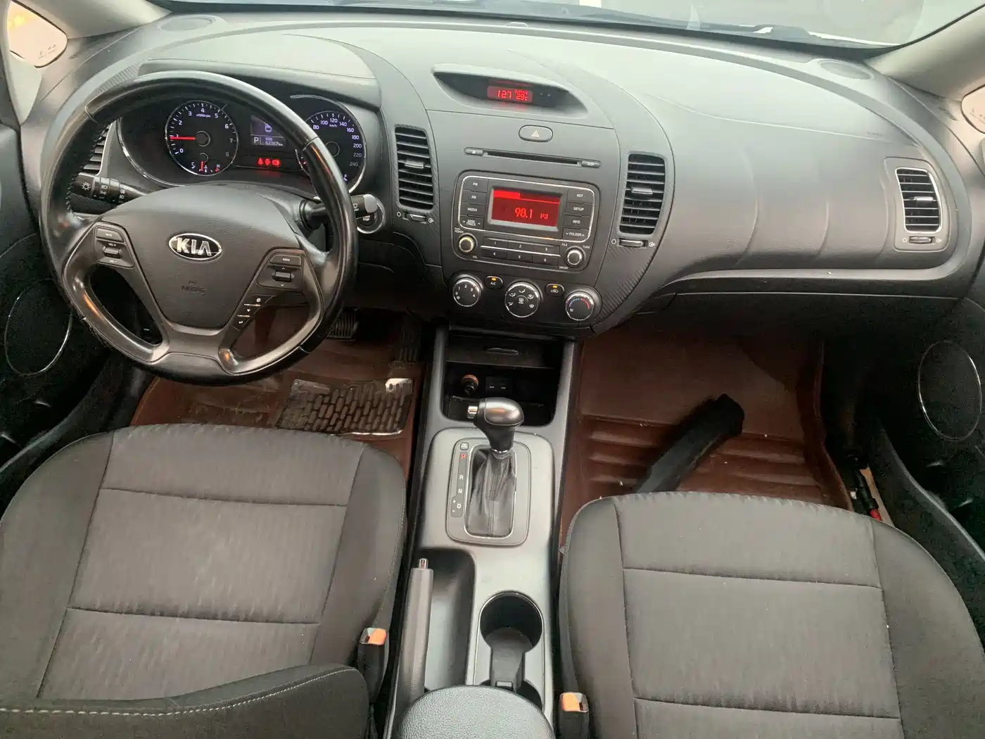 Kia K3 2013 1.6L Automatic GLS фото 4