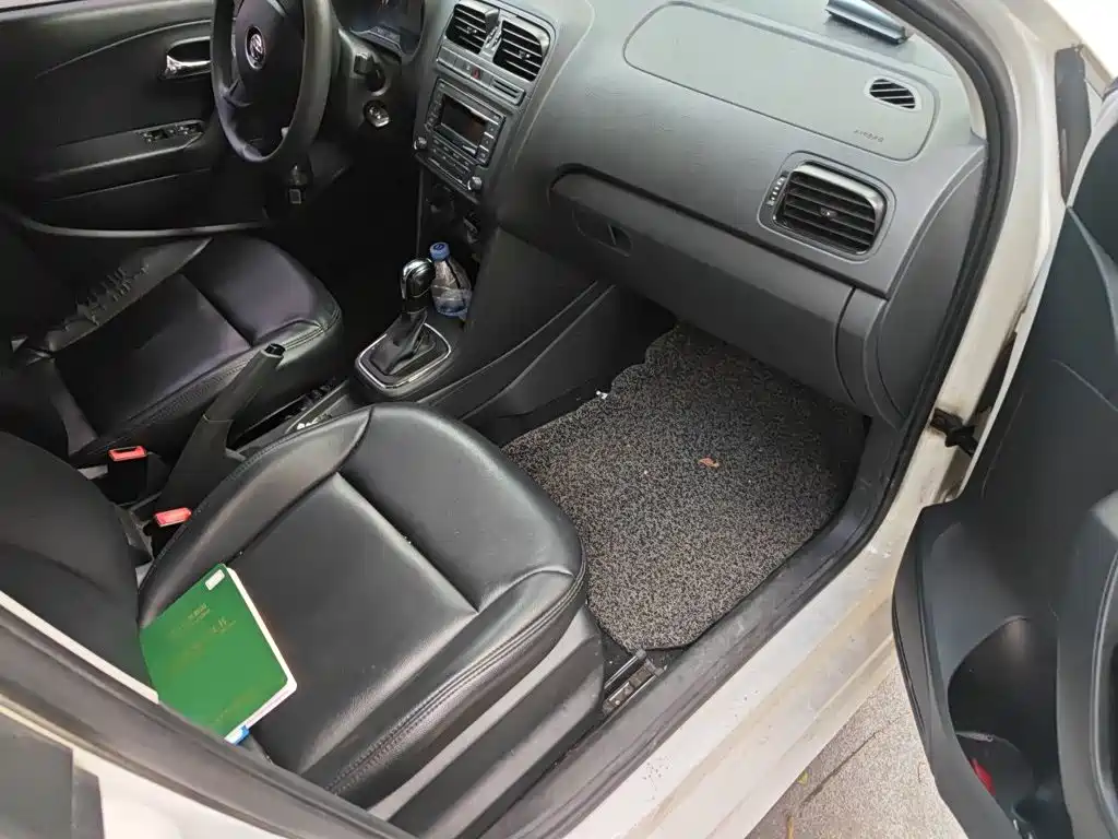 Volkswagen Polo 2016 2016 1.4L Automatic Trend