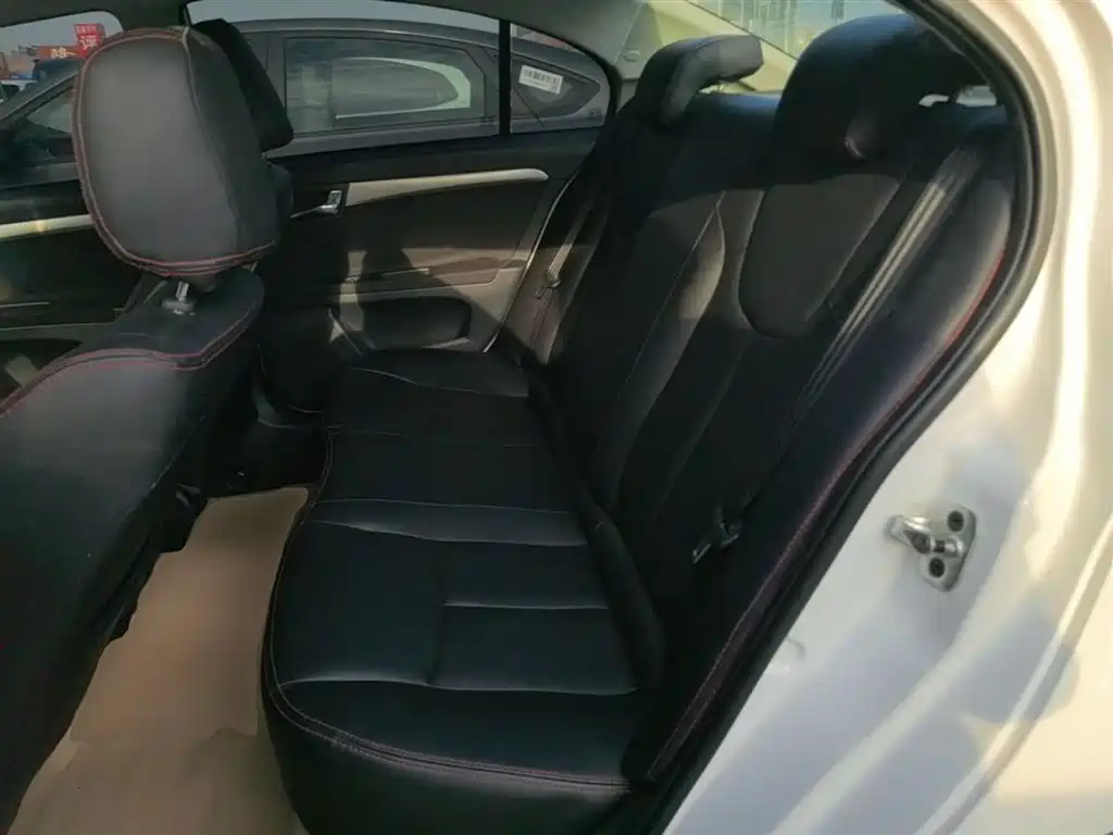 Roewe 350 2016 2015 Model 1.5L Manual Luxury Sunroof Edition