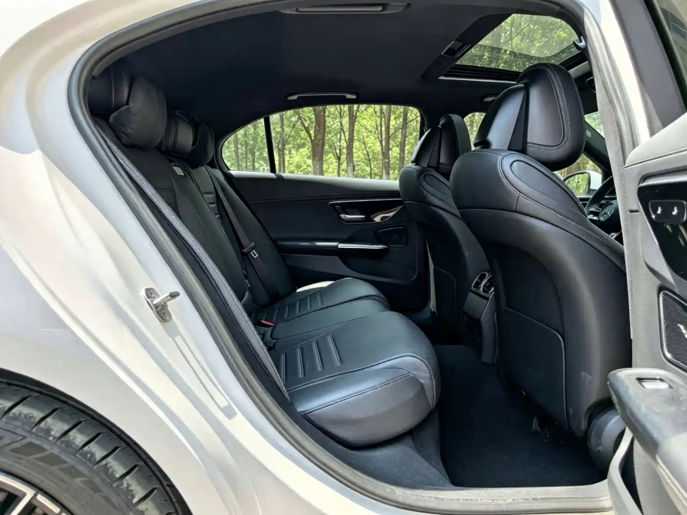 Mercedes-Benz C-Class 2023 C 200 L Sport фото 12
