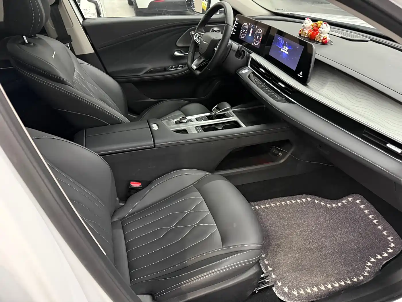 Chery Arrizo 8 2024 1.6T DCT Excellence Edition фото 12