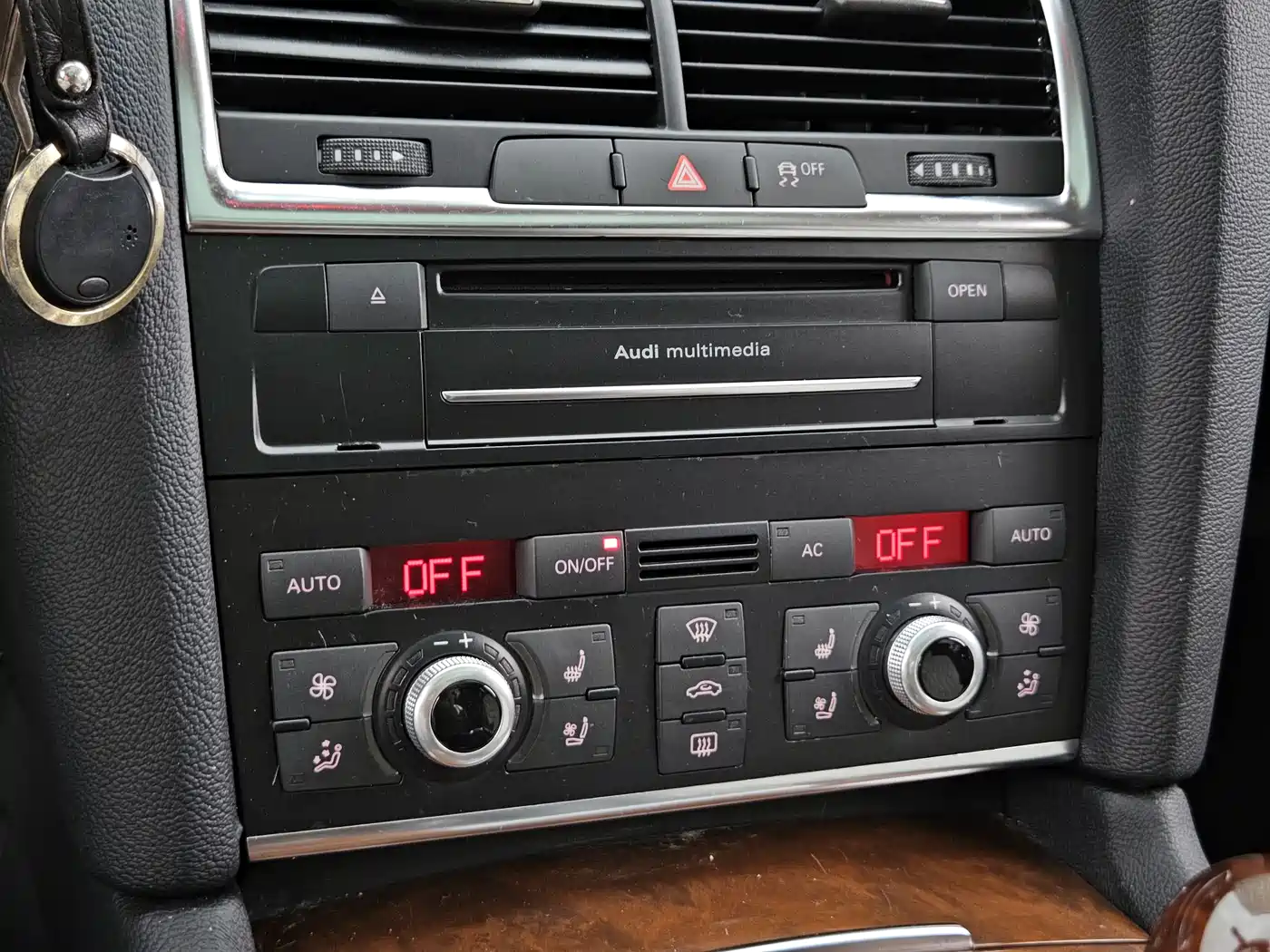Audi Q7 2011 3.0 TFSI Exclusive (245kW) фото 18