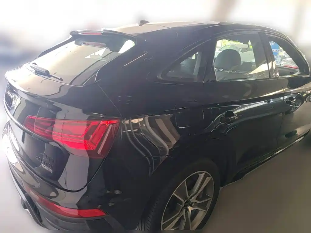 Audi Q5L Sportback 2023 2023 40 TFSI Luxury Style