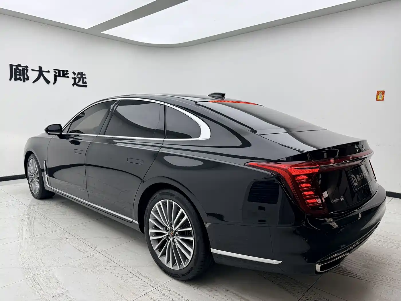  HONGQI H9