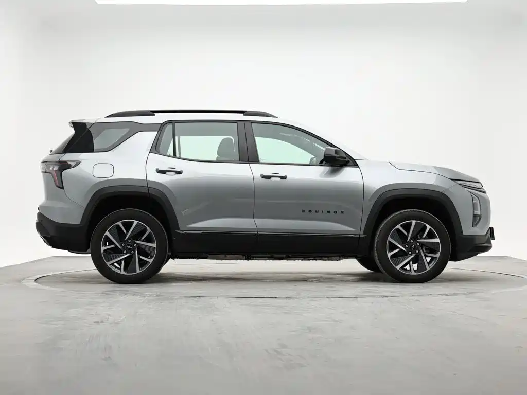 Chevrolet Equinox Plus 2026 2024 102km RS Flagship Edition