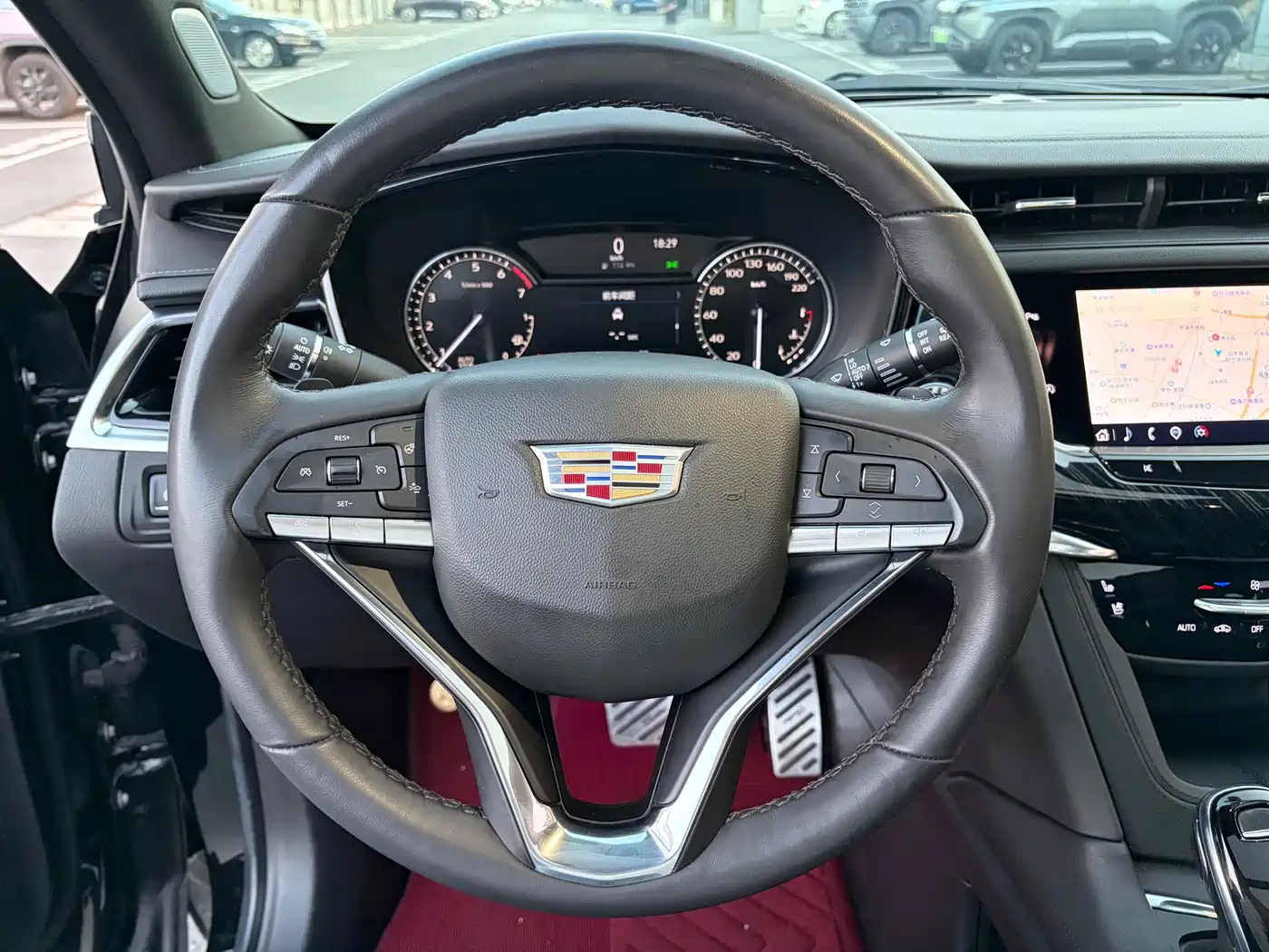Cadillac XT6 2022 2.0T 6-Seater 4WD Luxury Edition фото 5