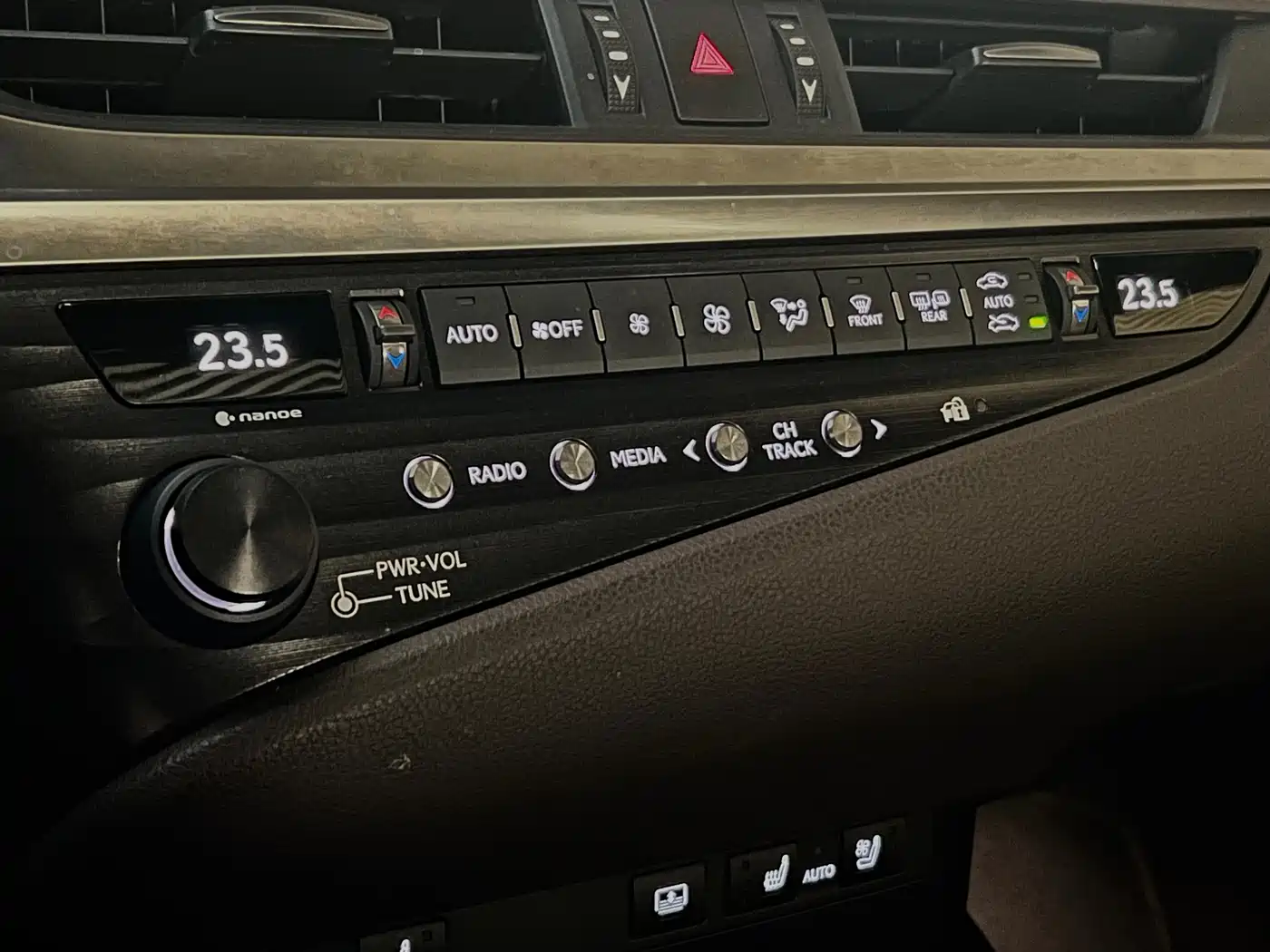 Lexus ES 2018 200 Luxury Edition China V фото 15