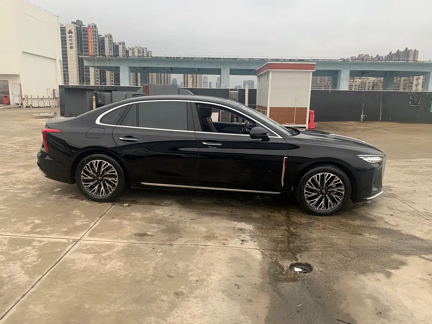 Hongqi H5 2023 2.0T Auto Smart Connect Flagship фото 17