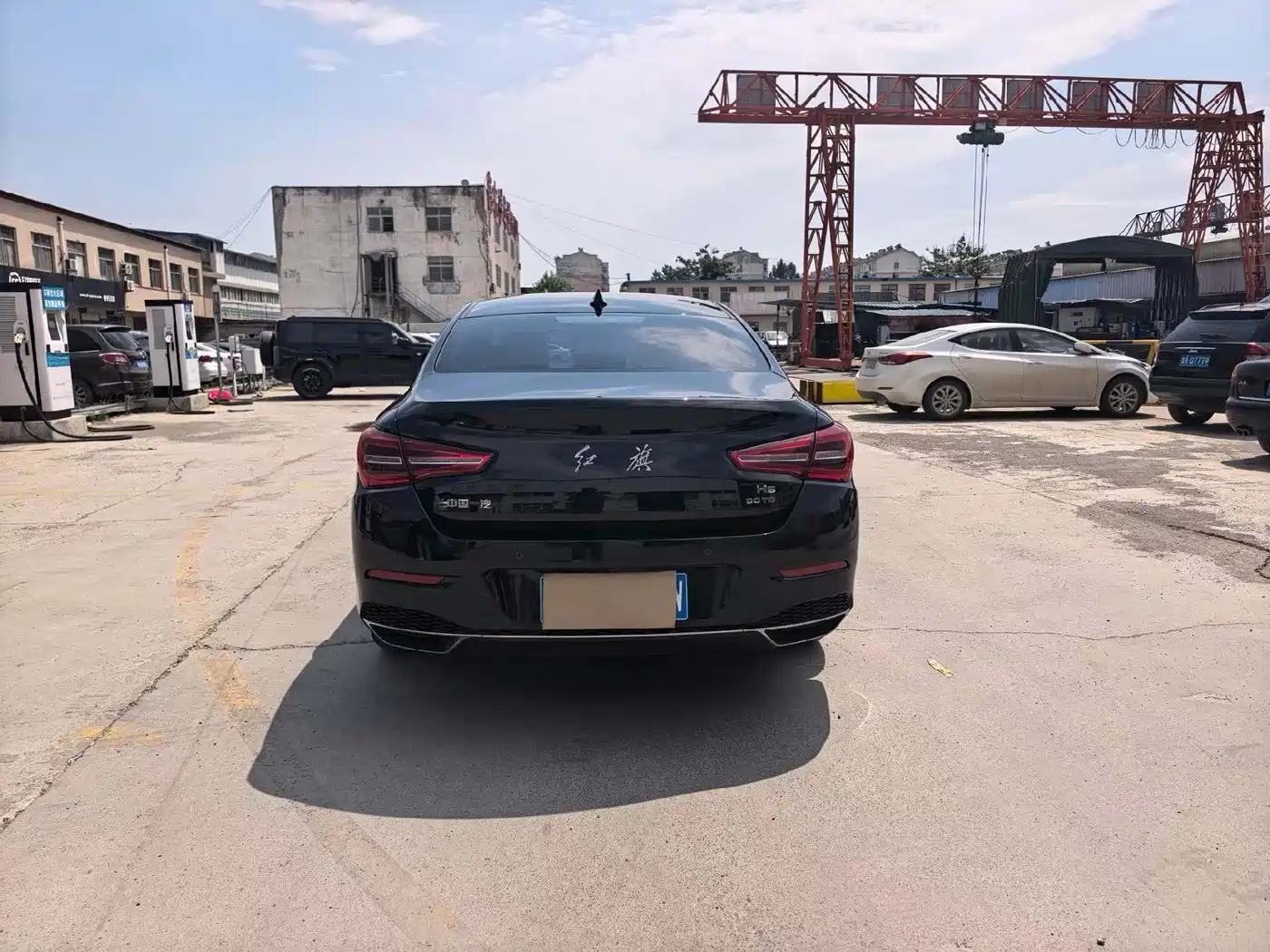 Hongqi H5 2022 Classic 1.5T DCT Flag Rhythm Edition фото 5