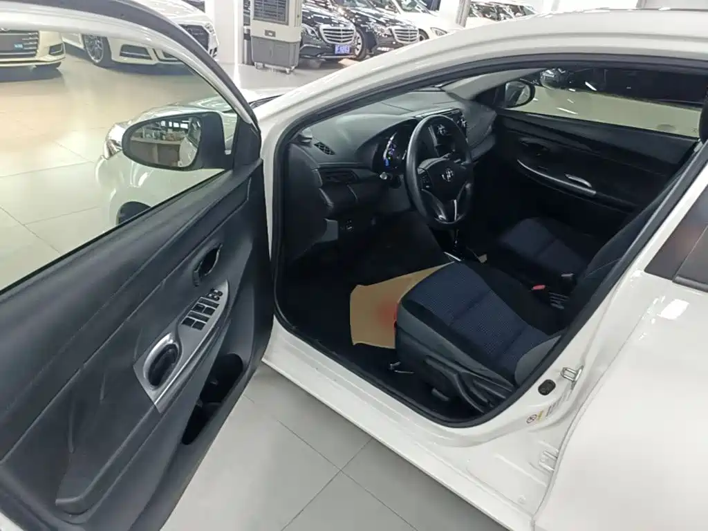 Toyota Vios FS 2017 2017 1.5L CVT Trend Edition