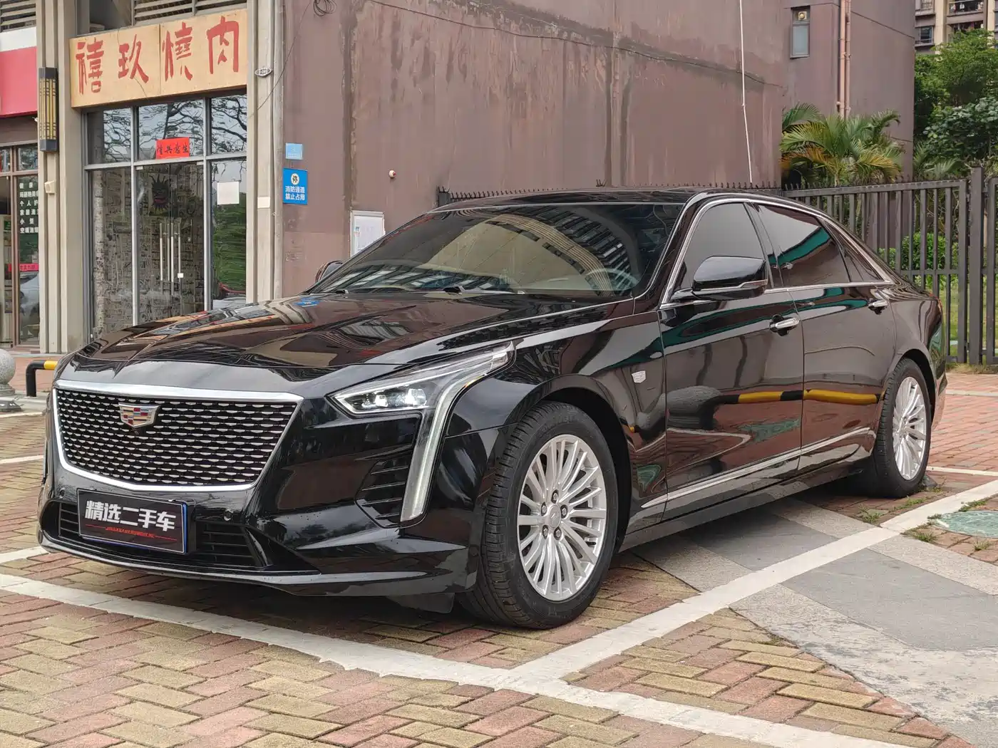 CADILLAC CT6