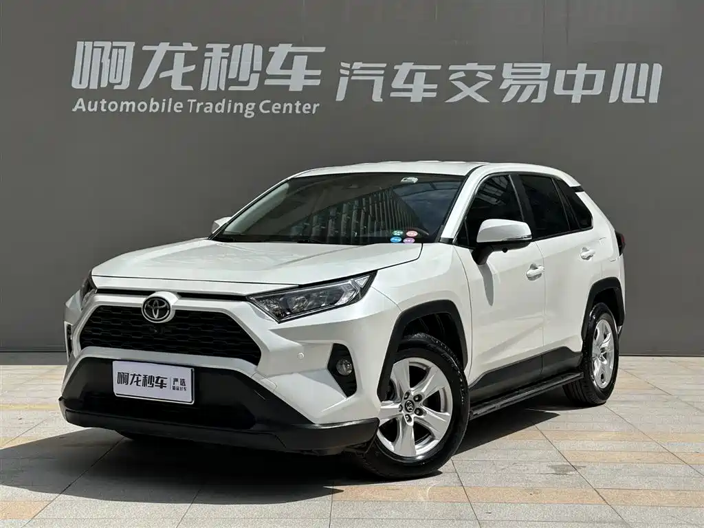 Toyota RAV4 Rongfang 2021 2.0L CVT 2WD Urban фото 2