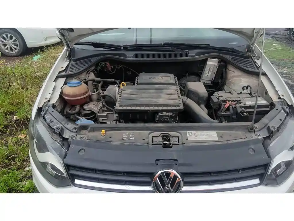 Фото 3 - Volkswagen Polo