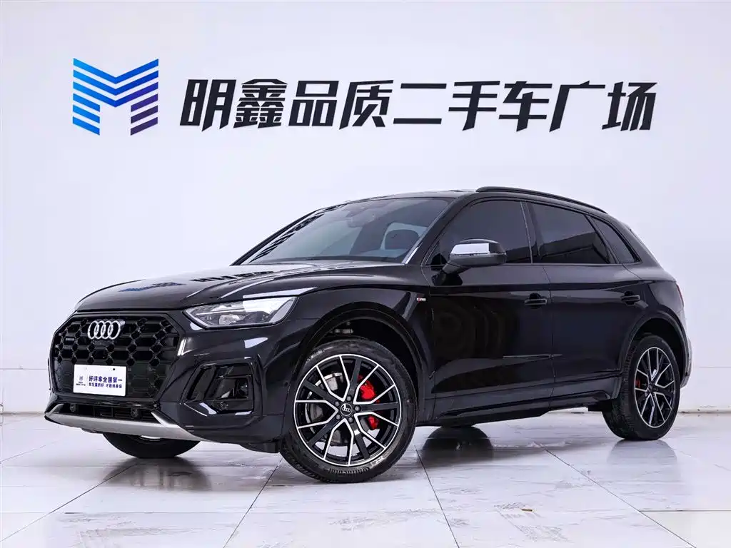Audi Q5L 2023 45T Luxury Dynamic фото 2