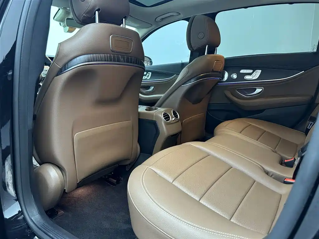 Mercedes-Benz E-Class 2020 Facelift E 300 L Sport Exclusive фото 10