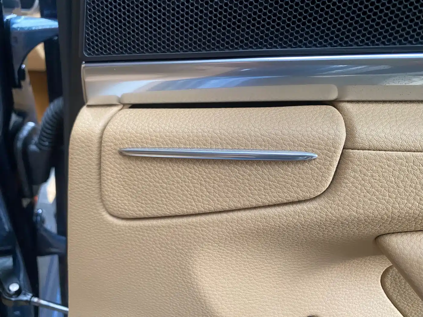 Porsche Panamera 2010 Panamera 4 3.6L фото 24
