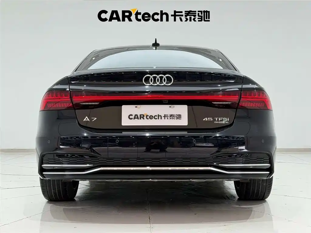 Audi A7L 2024 45 TFSI Luxury фото 9