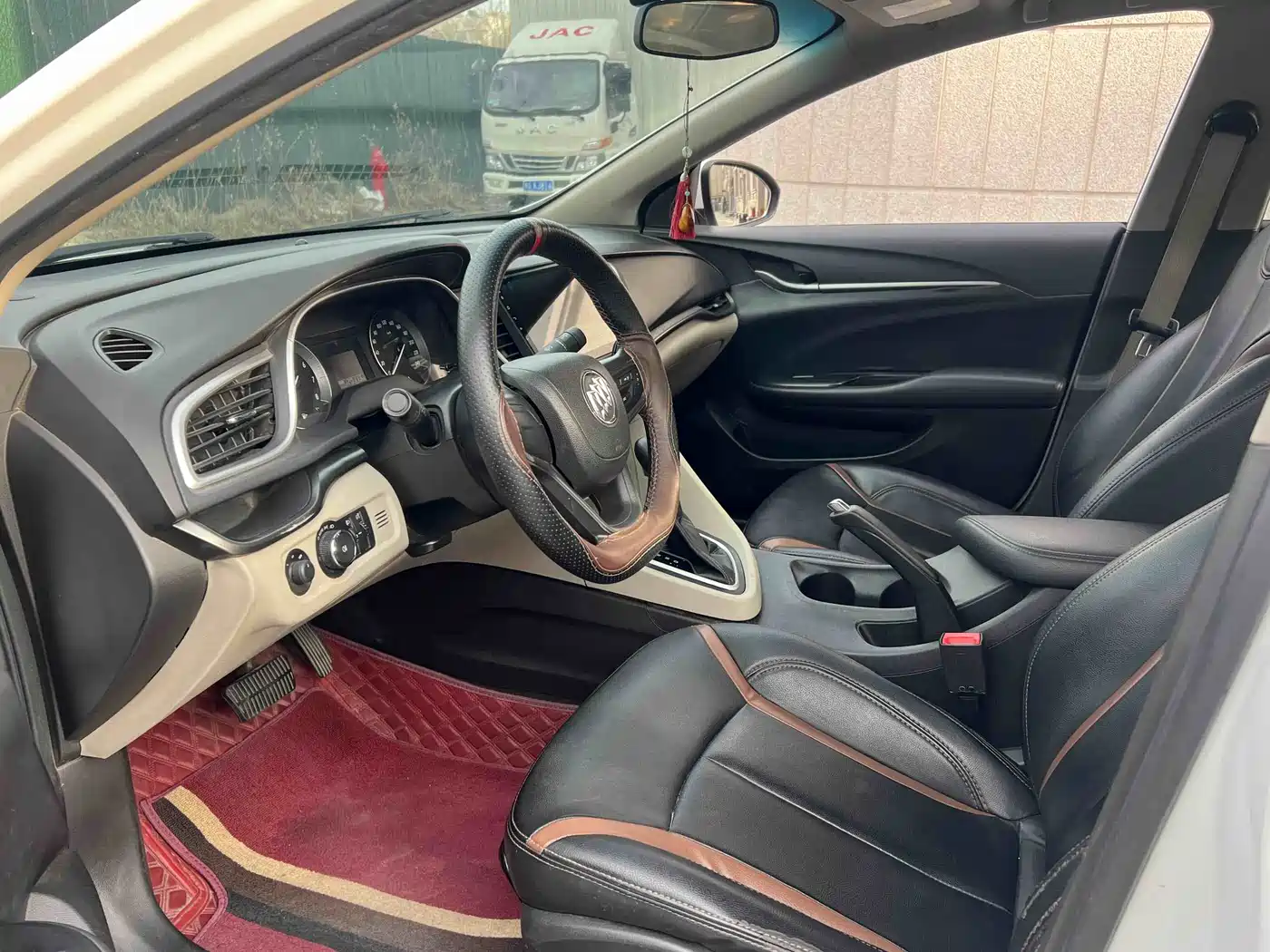 Buick Excelle 2019 15T DCT Progressive Type China VI фото 4
