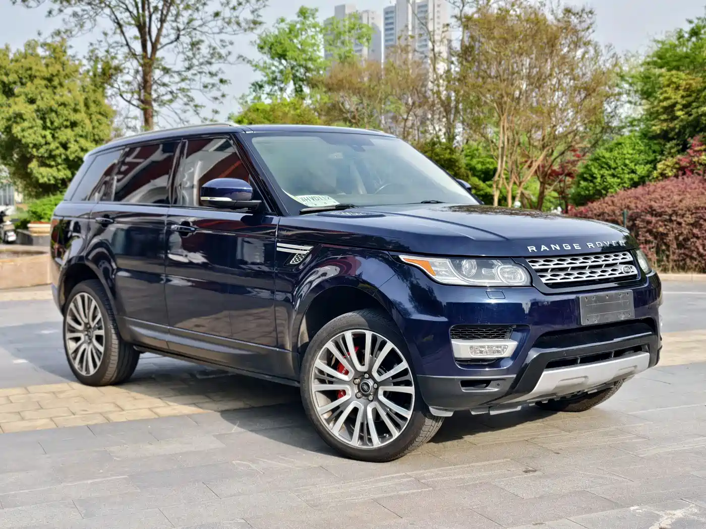Land Rover Range Rover Sport 2015 5.0 SC V8 Trendsetting Genesis Edition DYNAMIC фото 3