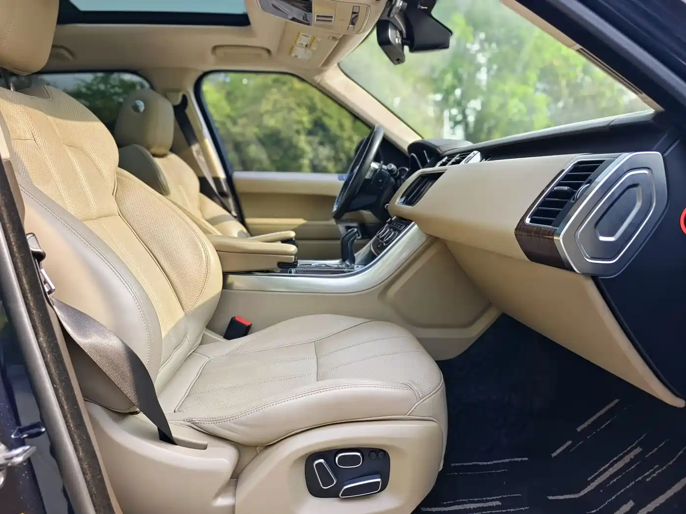 Land Rover Range Rover Sport 2015 5.0 SC V8 Trendsetting Genesis Edition DYNAMIC фото 21