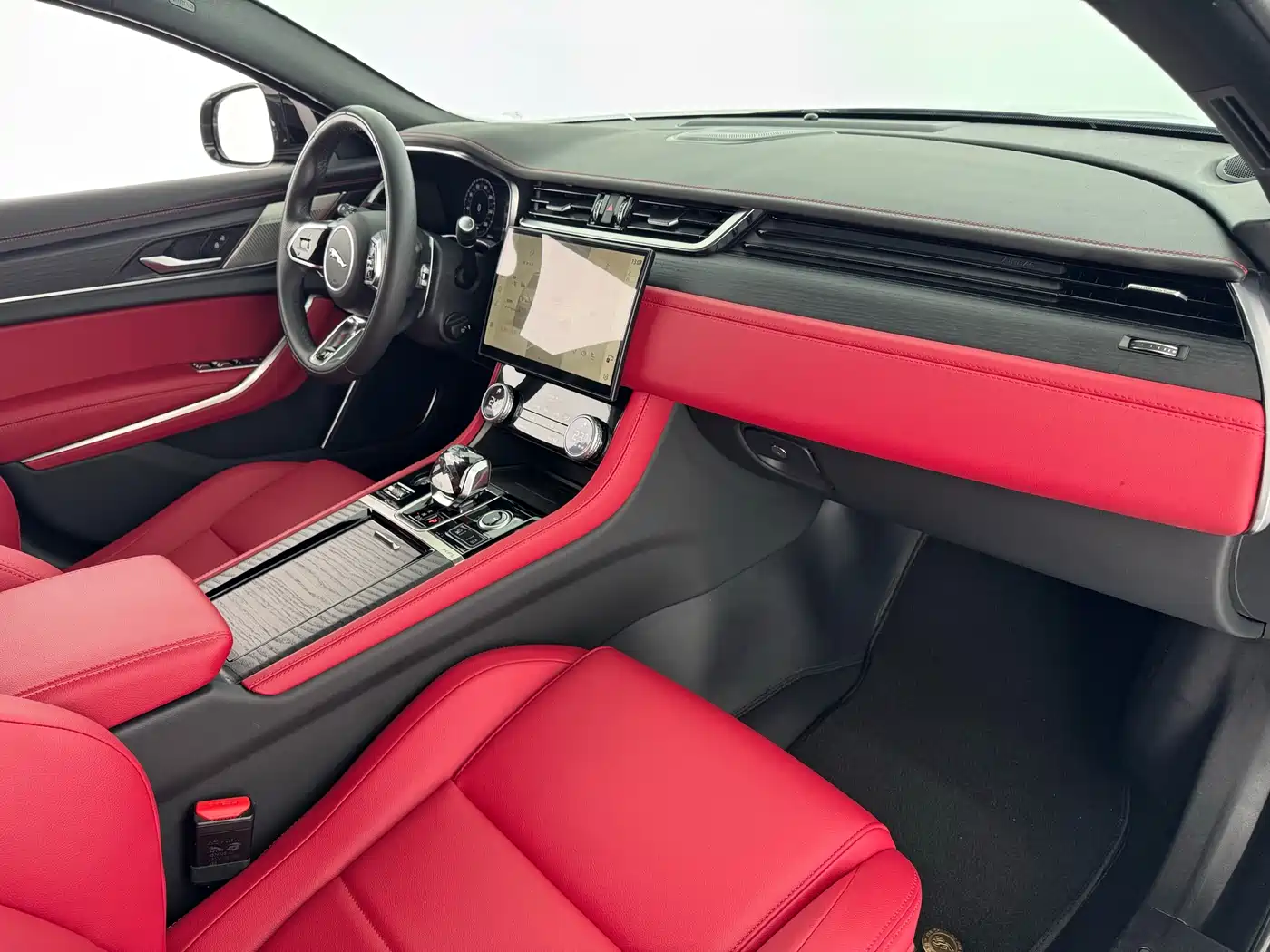 Jaguar XFL 2024 2023 XFL 2.0T P250 2WD Elite Sport Gilded Edition