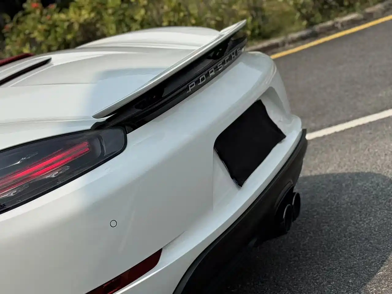 PORSCHE 718