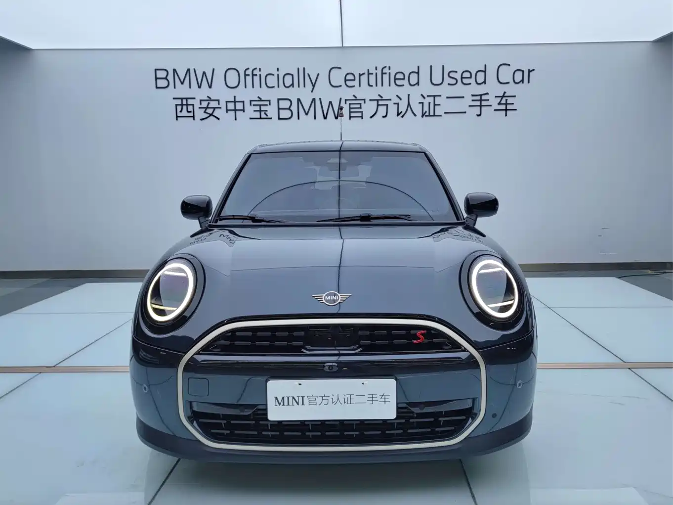 MINI MINI 2025 2025 Model 2.0T COOPER S Artist 5-Door