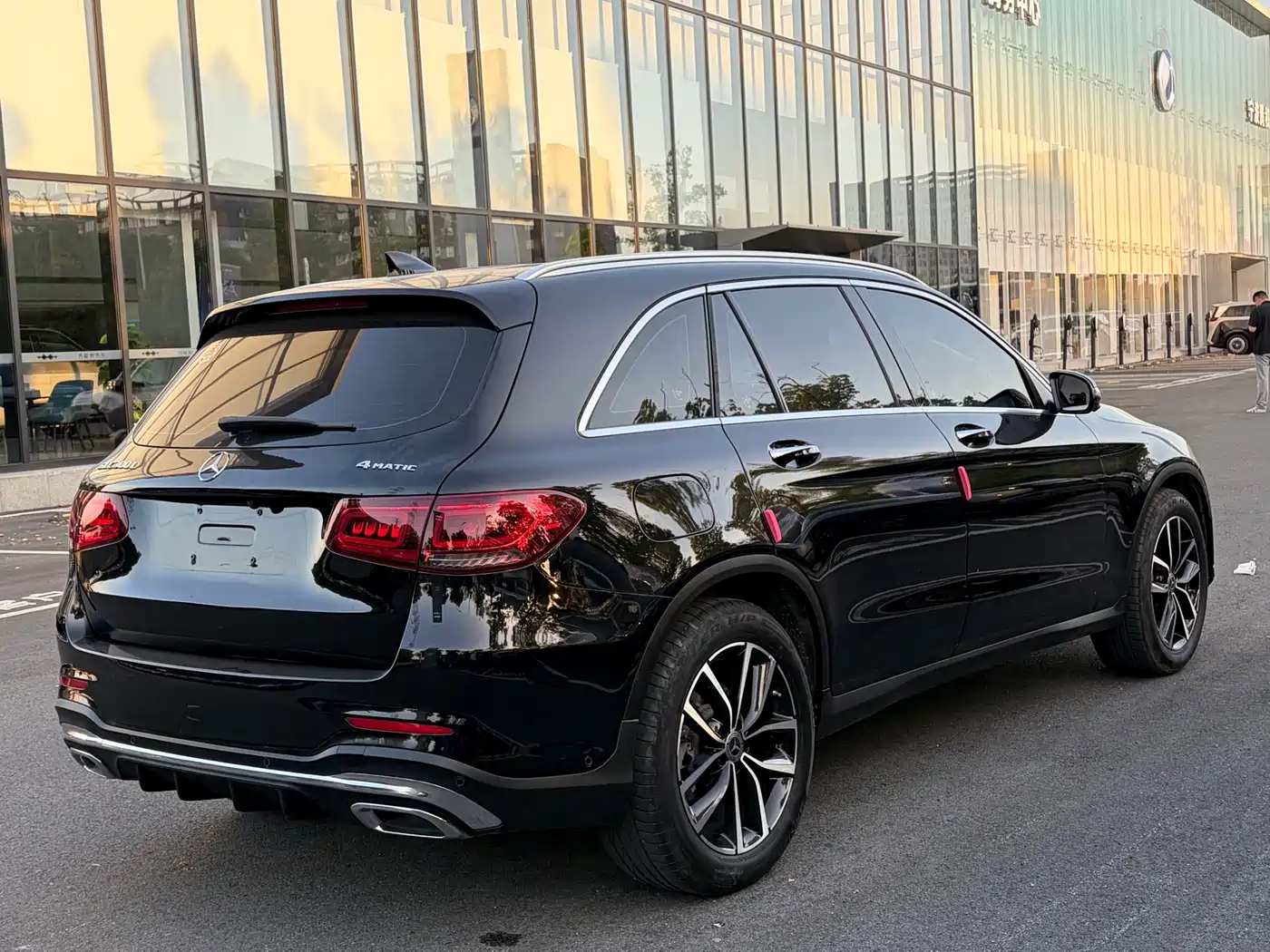 Mercedes-Benz GLC 2022 Model GLC 260 L 4MATIC Luxury Edition фото 17