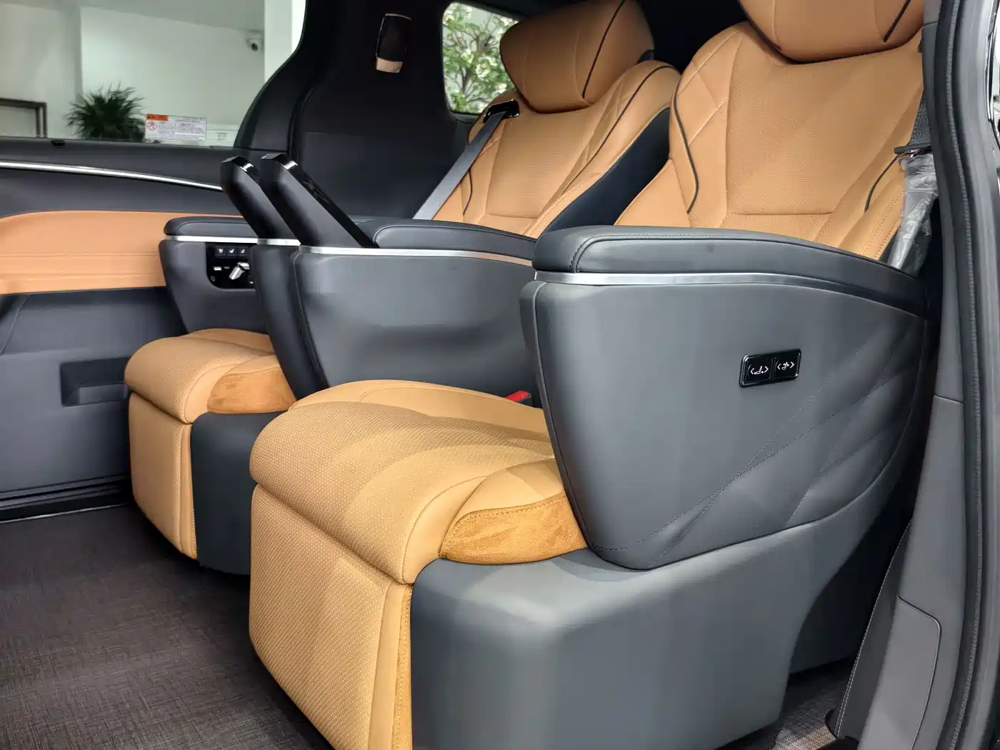 TOYOTA GREVIA
