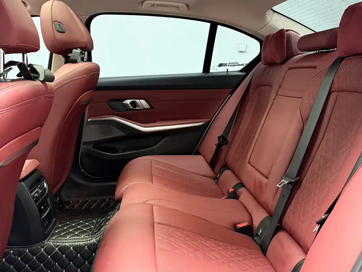 BMW 3 Series 2024 320Li M Sport Package фото 14