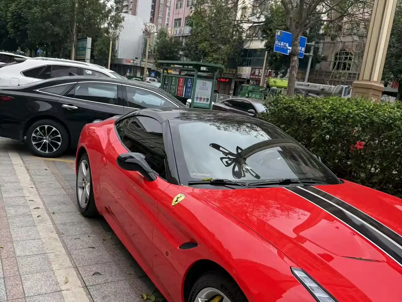 Ferrari California T 2018 2015 3.9T Standard