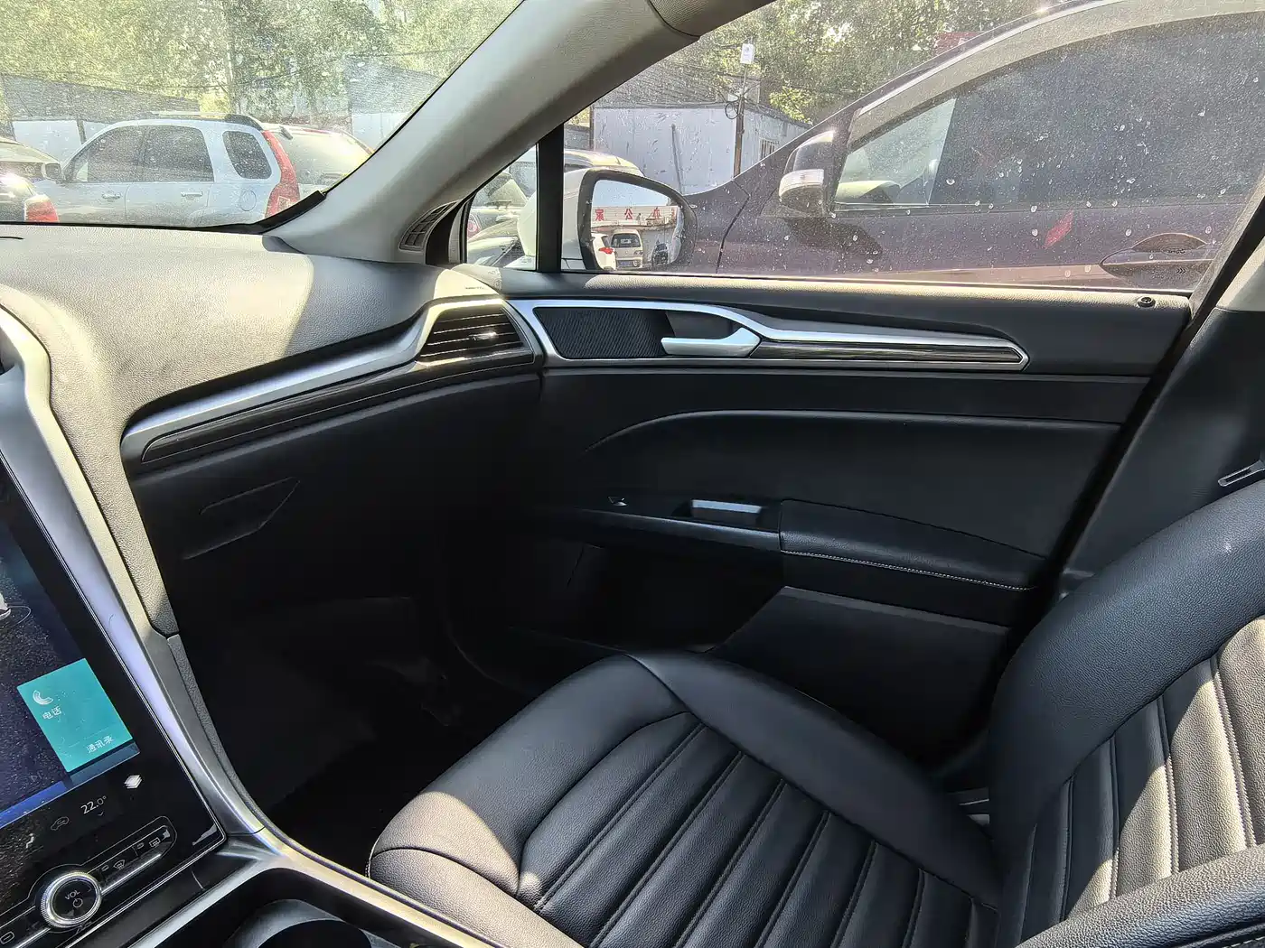 FORD MONDEO