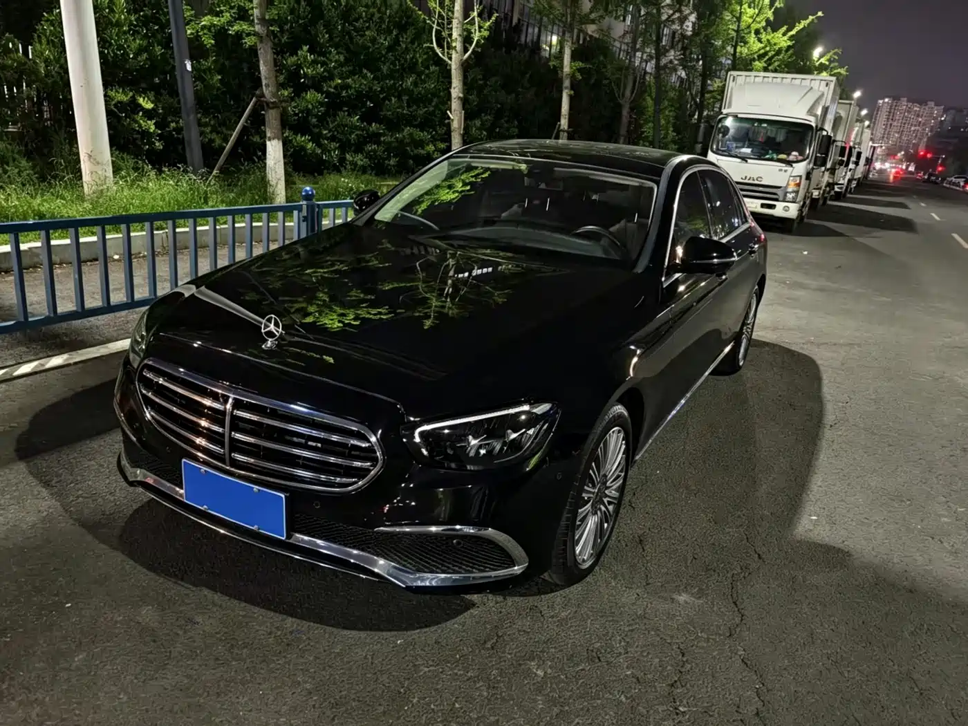  E CLASS
