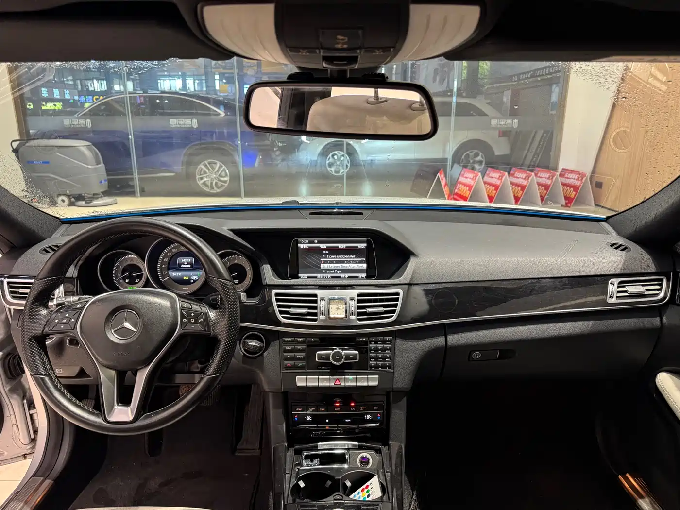 Mercedes-Benz E-Class 2014 E 260 L Sport фото 10