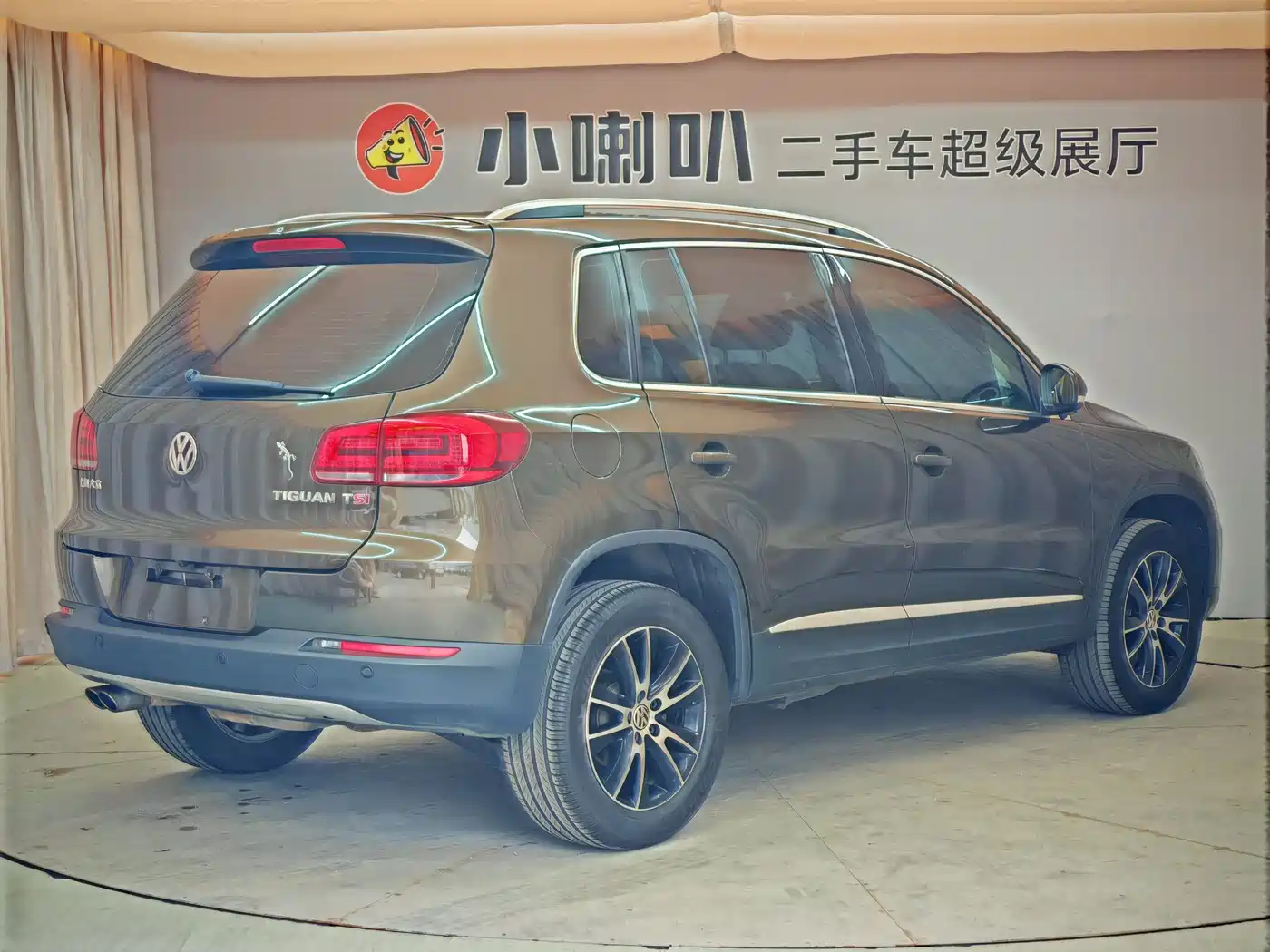 Volkswagen Tiguan 2015 1.8TSI Automatic 2WD Highline фото 4