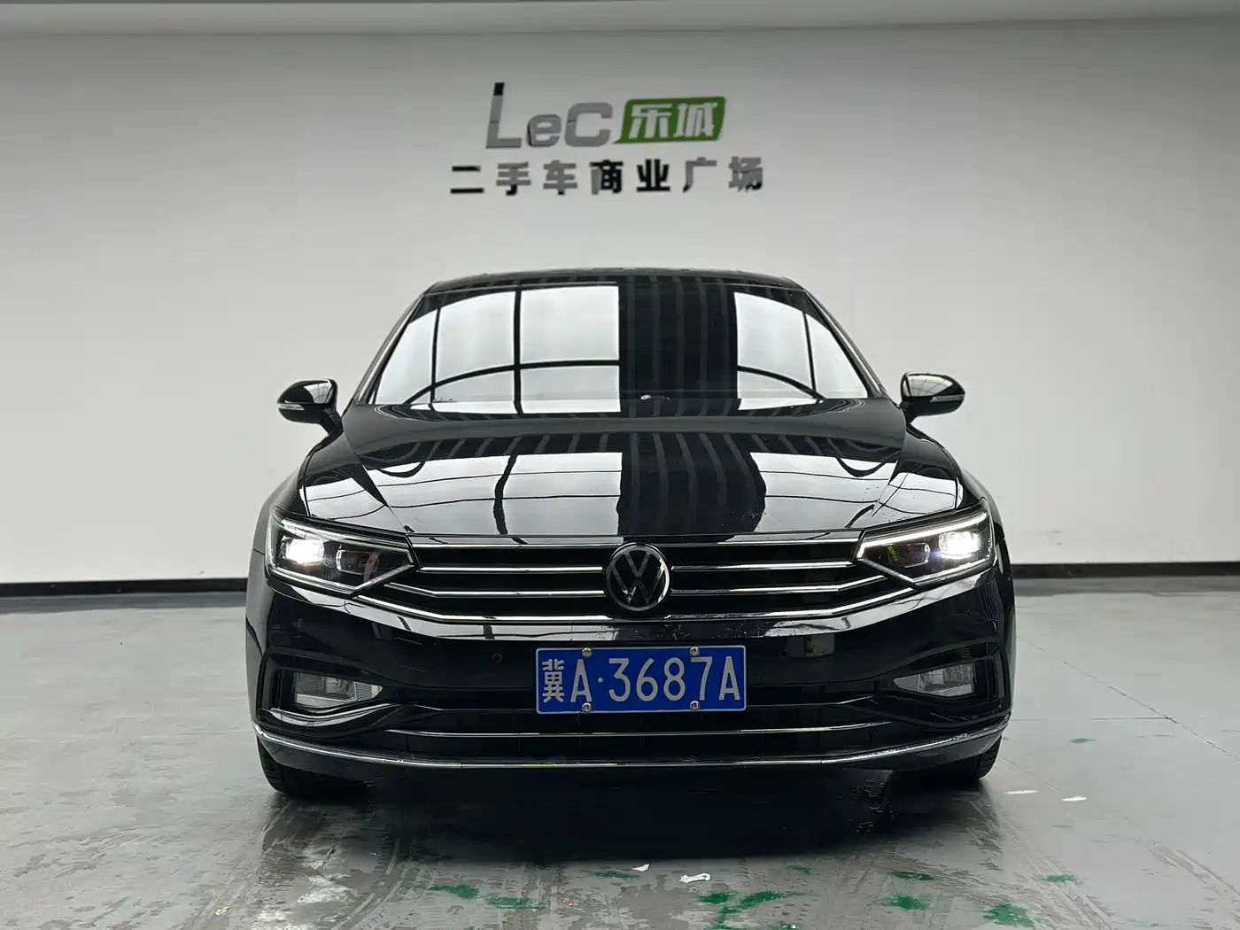 Volkswagen Magotan 2020 330TSI DSG Leading фото 2