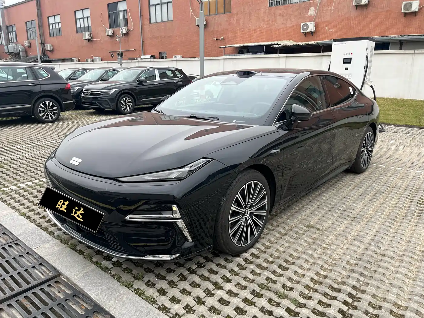 GEELY GALAXY GALAXY SPARKLE 8